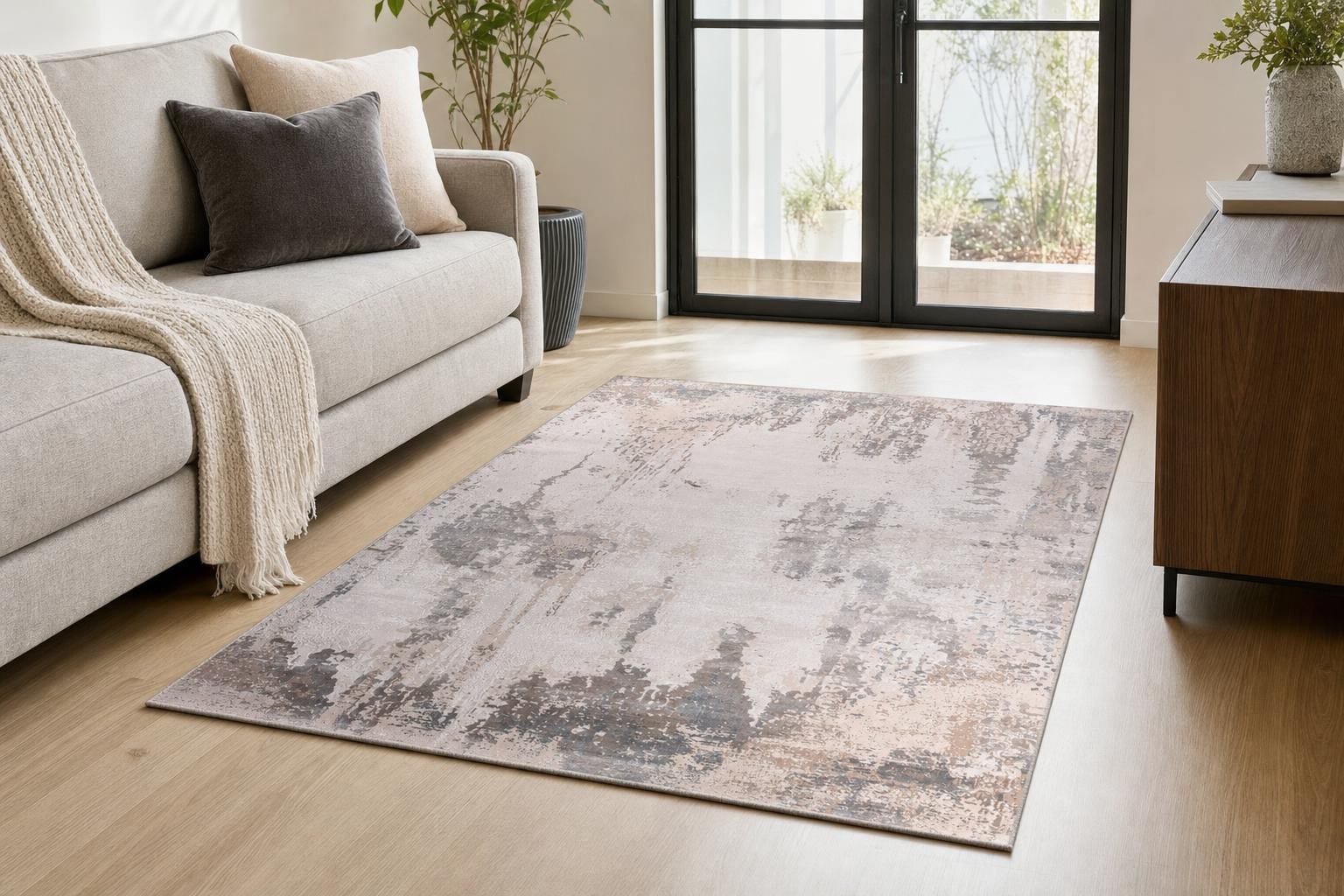 Lucia 1935- Beige/Gray/Silver