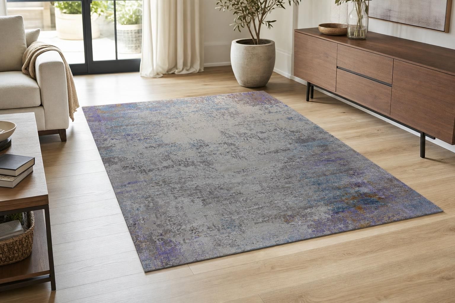 Lucia 1944- Multi Color